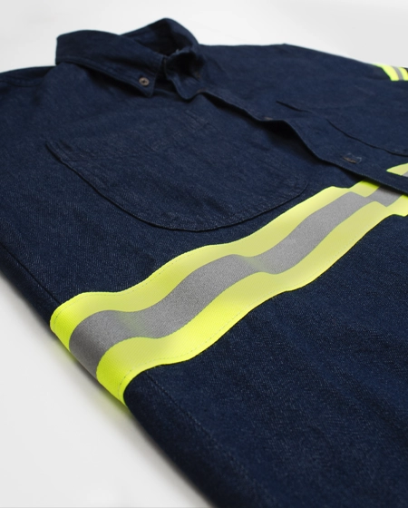 Camisa con reflejante de mezclilla